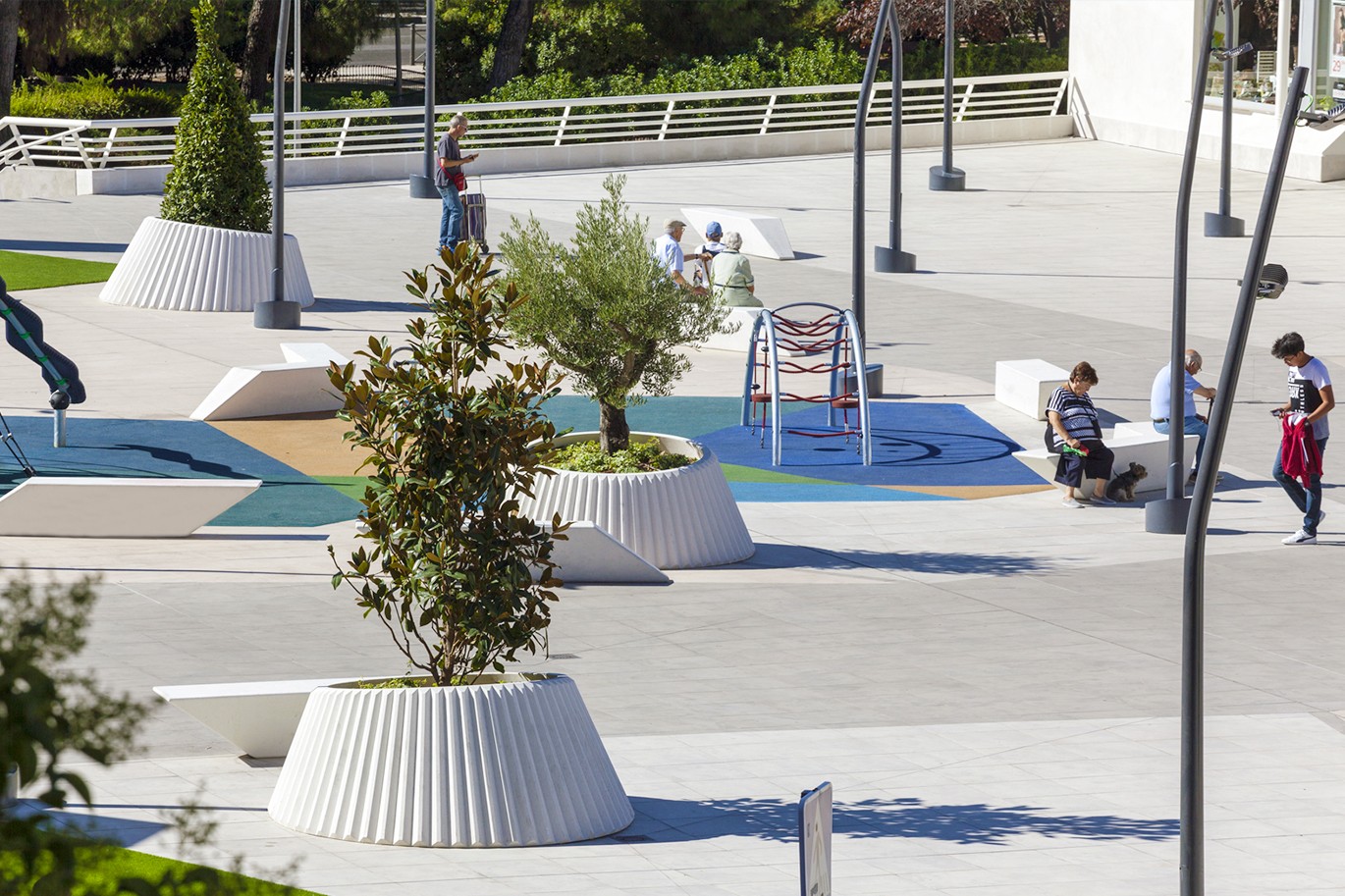 Lena, Milenio, Ful dans le centre commercial Alcampo Moratalaz