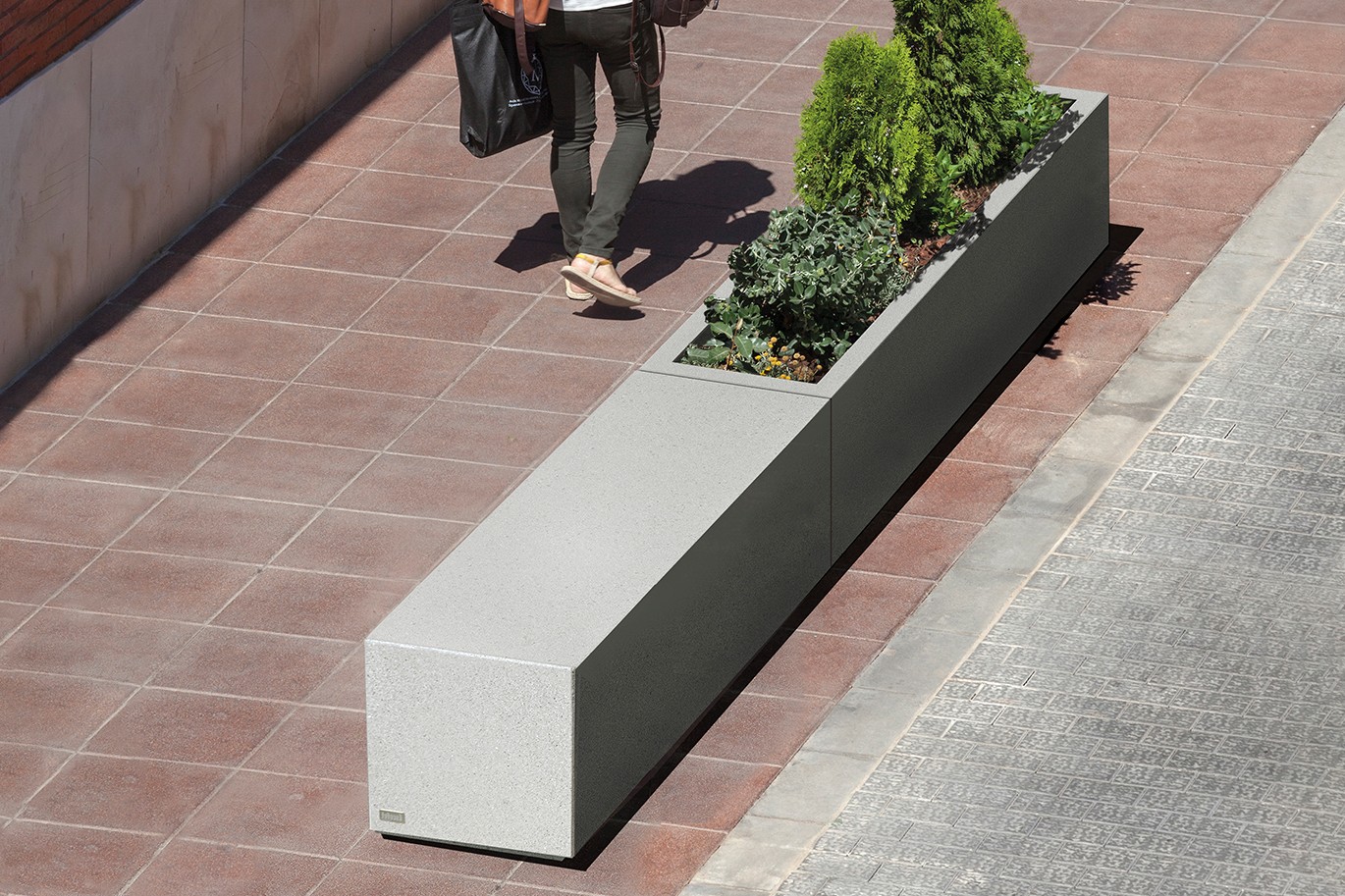 Jardinera Box de hormigón de Escofet_lab