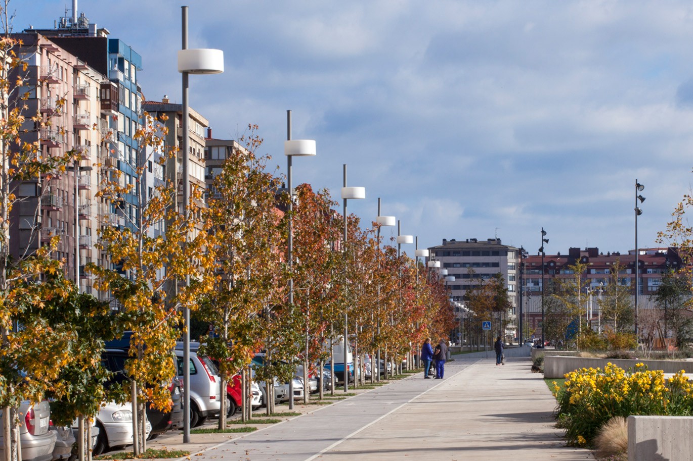 Promenade maritime Marqués de la Hermida, luminaire Lola à Santander par FDA Arquitectos Promenade maritime Marqués de la Hermida, luminaire Lola à Santander par FDA Arquitectos