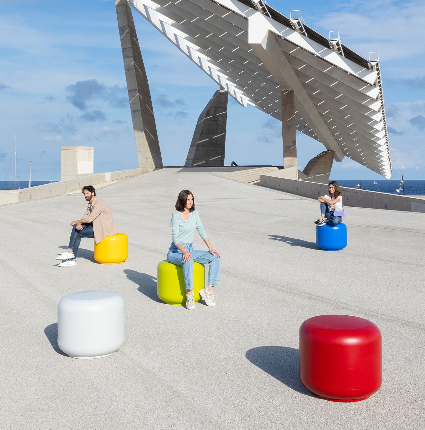 Taburete Stul de Air Collection con LED de Escofet_lab en ARCO Madrid