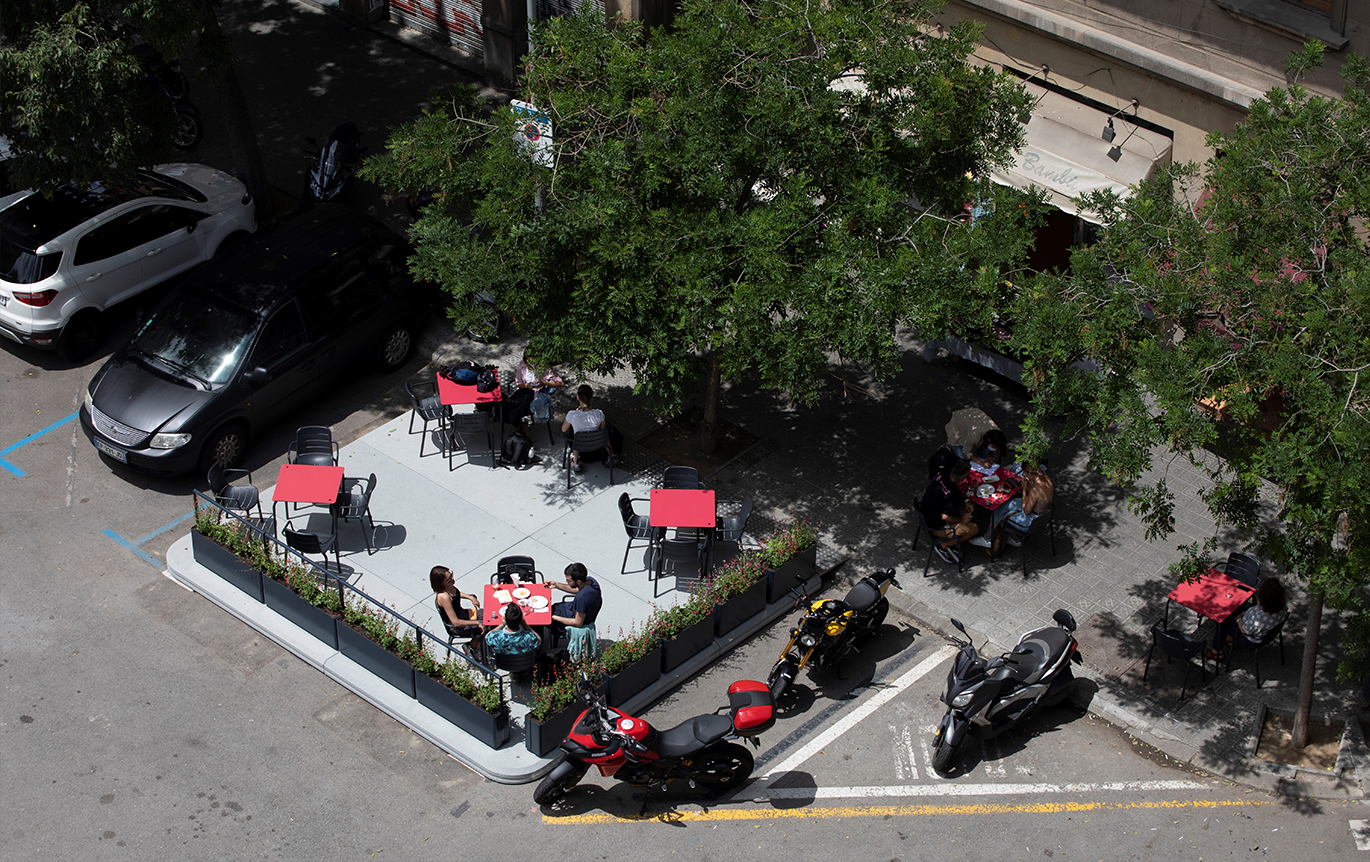 Plataforma para las terrazas de restauración en Barcelona Plataforma para las terrazas de restauración en Barcelona