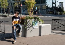 Concrete Highfive by Quentin Vaulot 