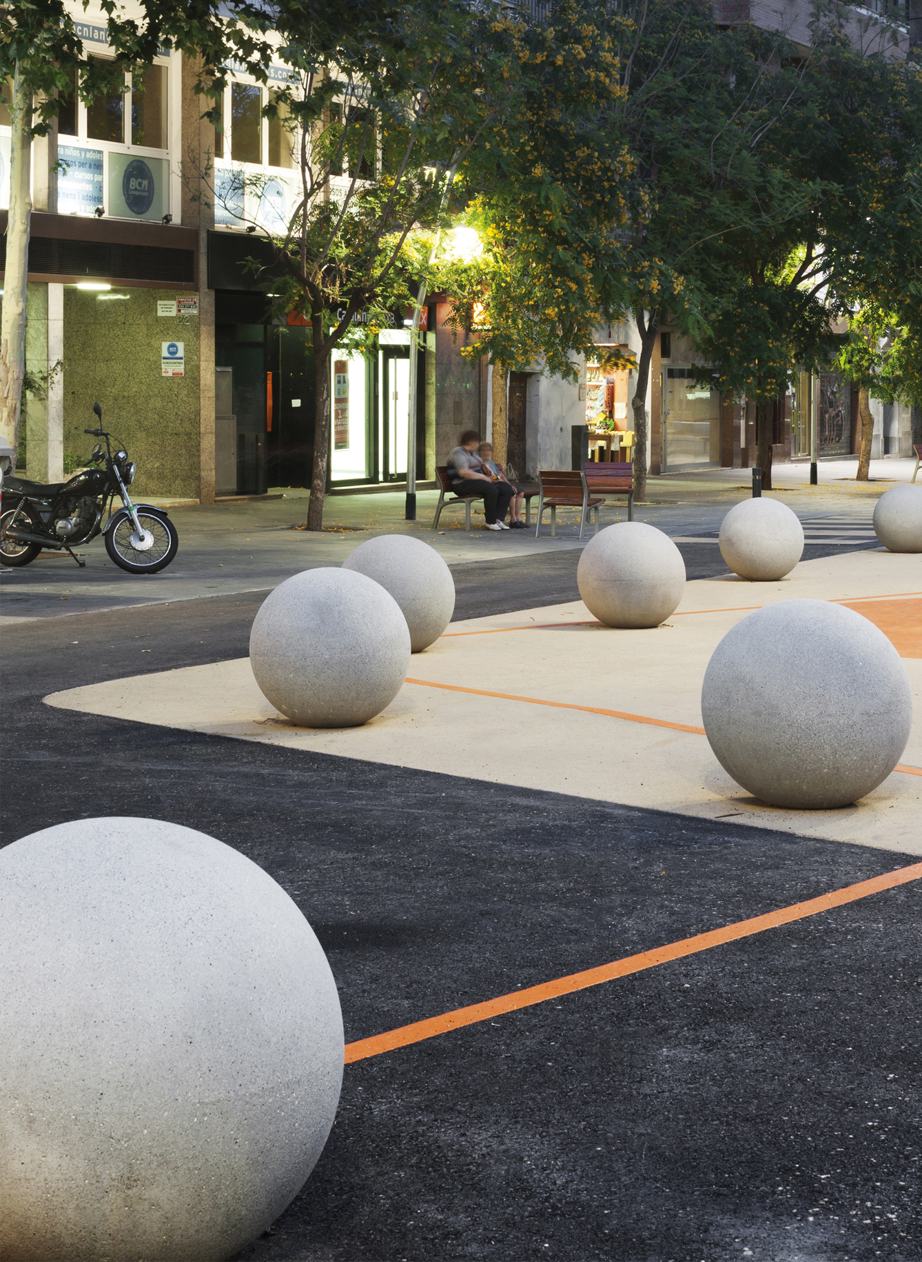 PLAÇA GAL·LA PLACÍDIA, BARCELONA, CATALUNYA, ES