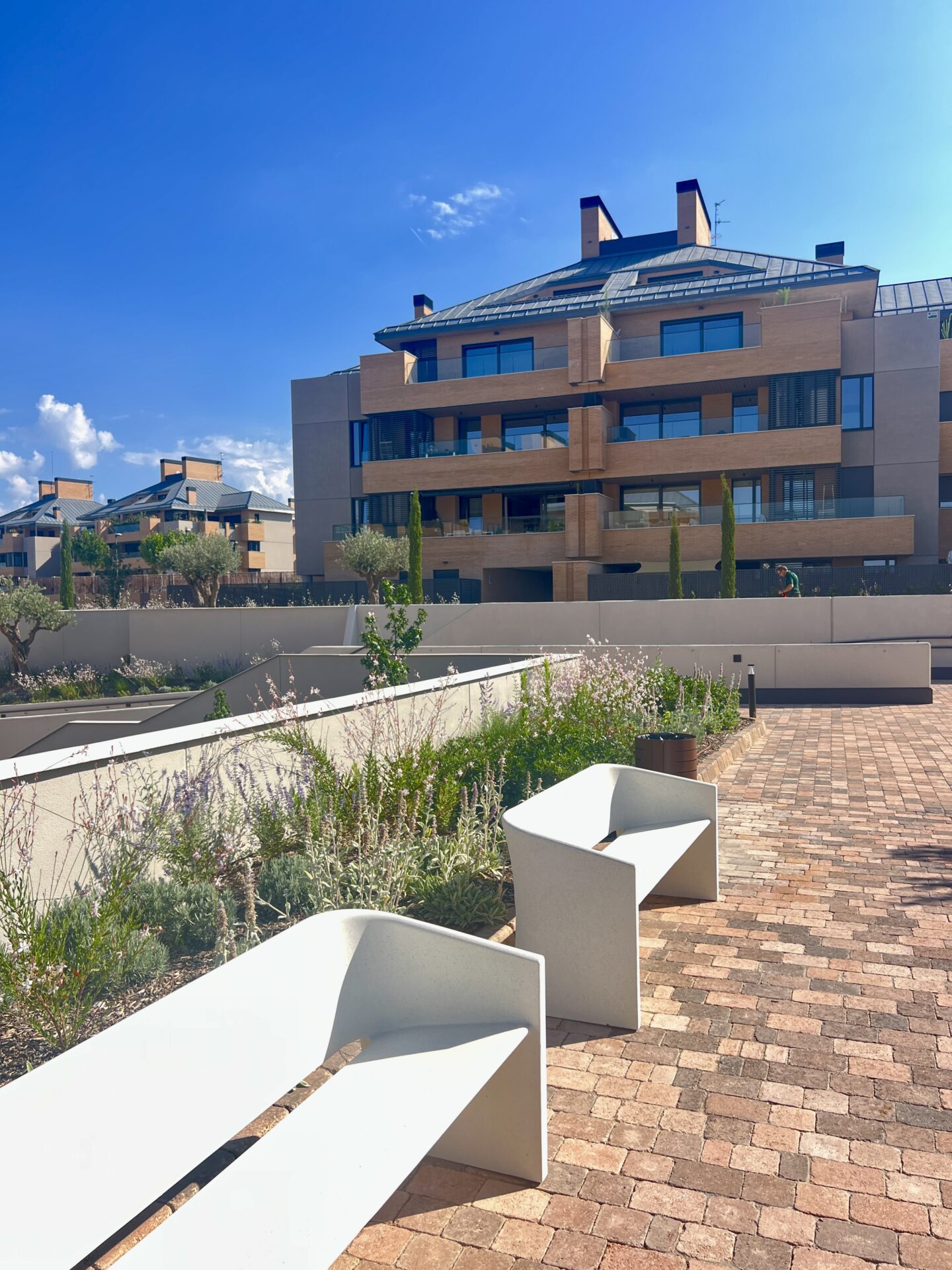 RESIDENCIAL QIAN, MAJADAHONDA, ES