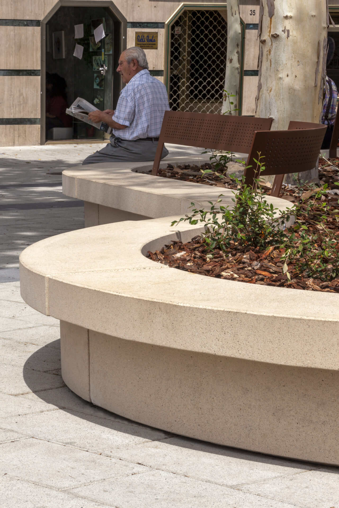 PLAZA DE LA GUARDIA CIVIL, PARLA, MADRID, ES