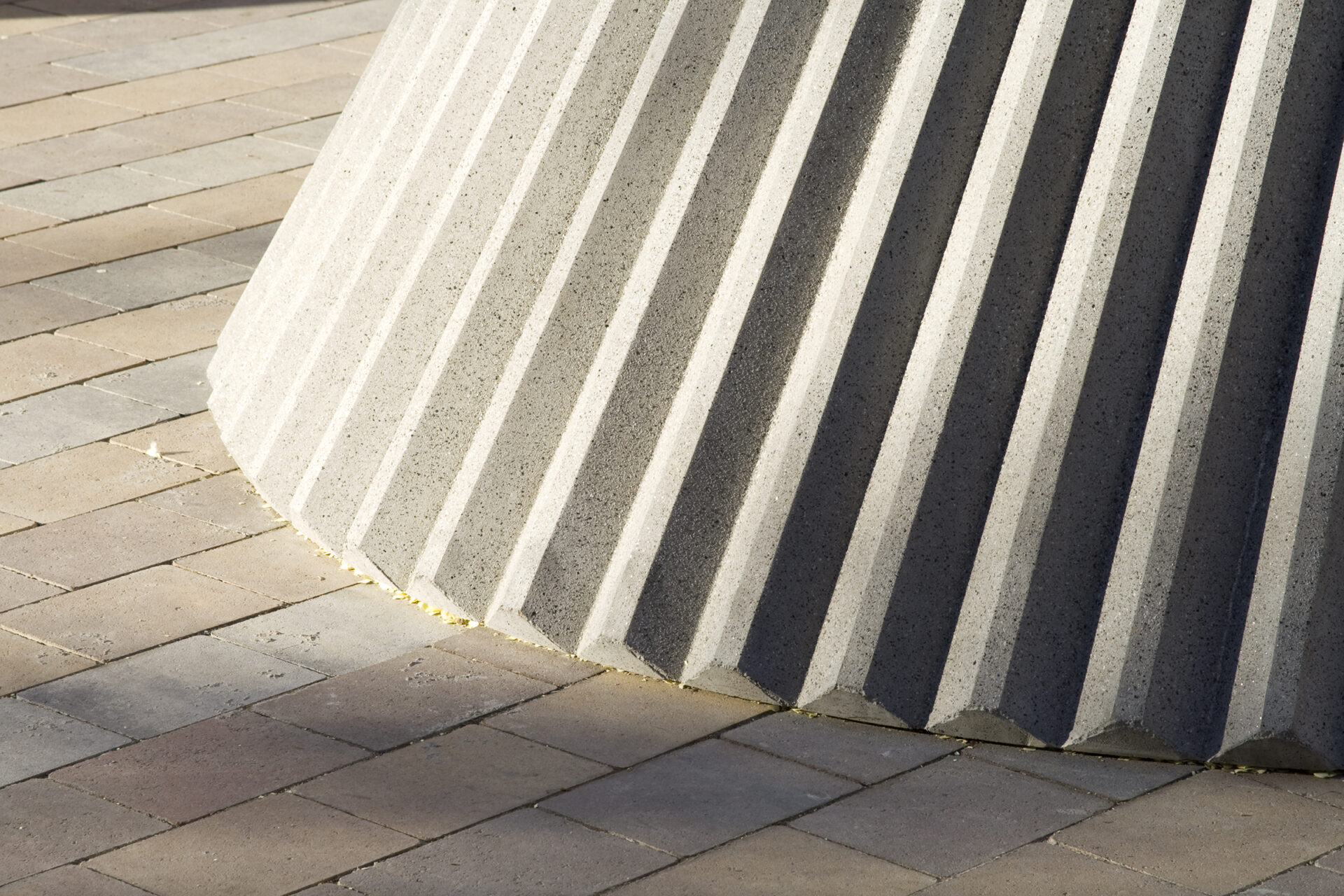 PLAZA ANTONIO MACHADO, BADALONA, CATALUNYA, ES