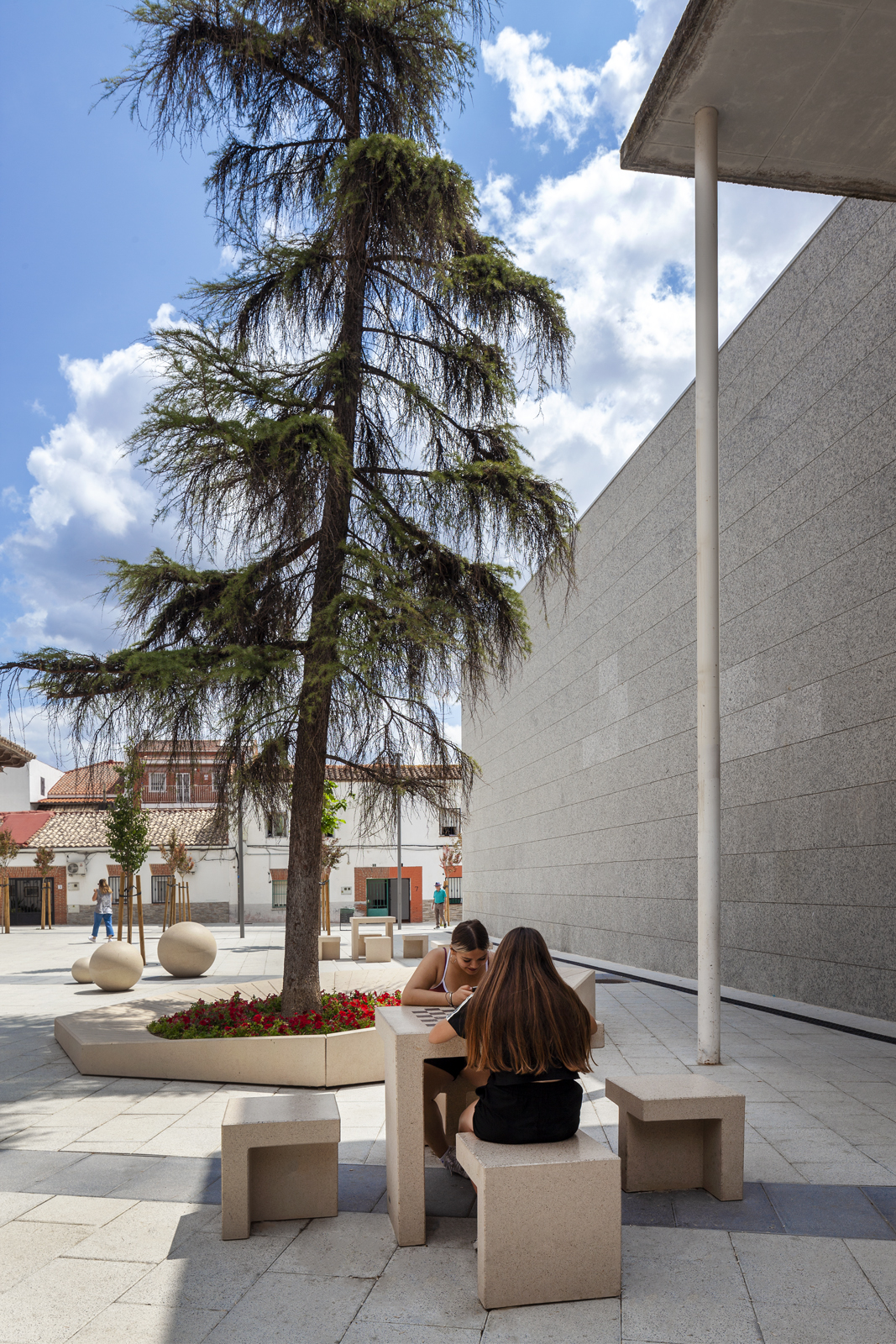 PLAZA DE LA GUARDIA CIVIL, PARLA, MADRID, ES