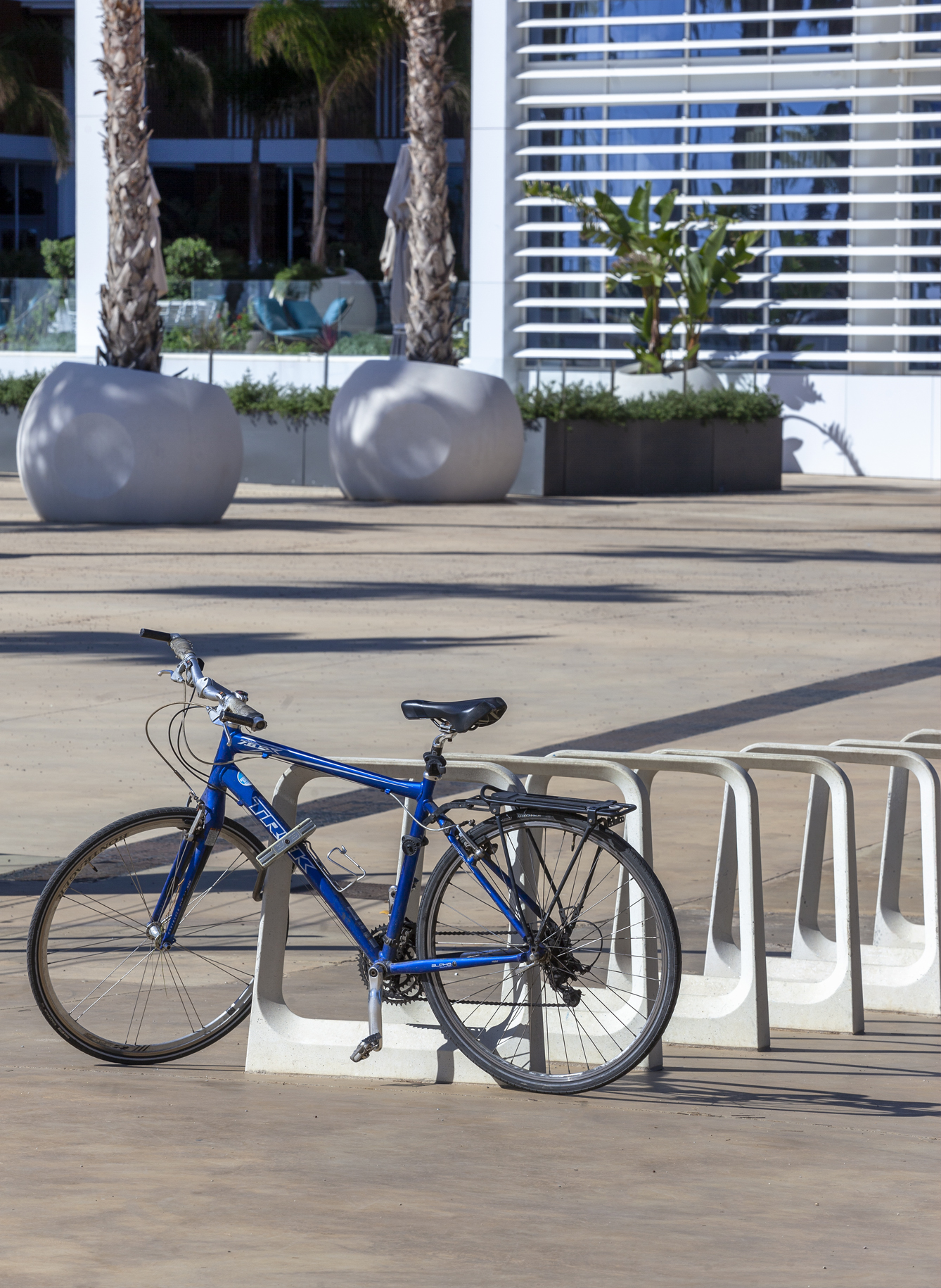 PASSEIG MARÍTIM DE BADALONA, CATALUNYA, ES