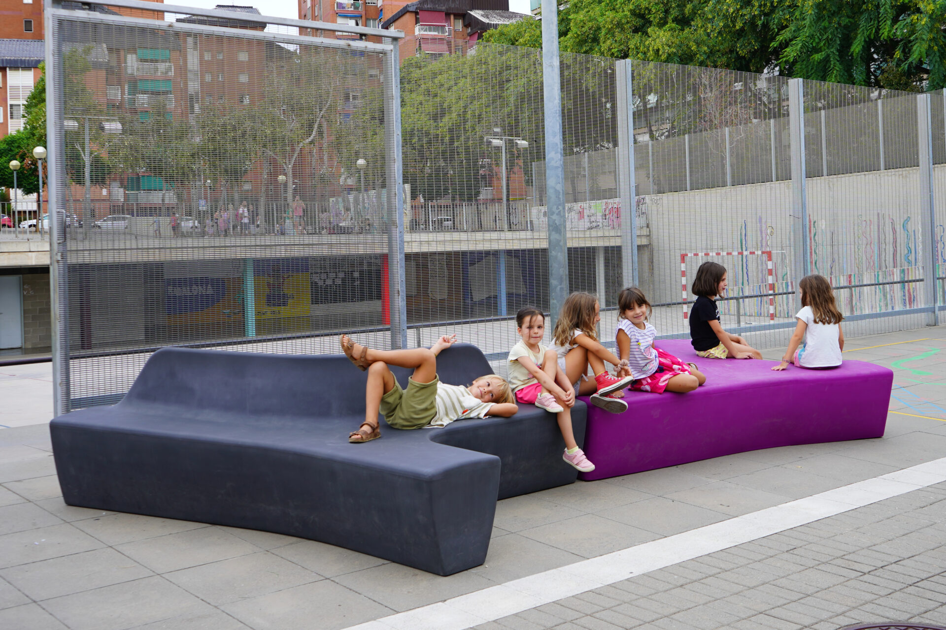 COL·LEGI JUNGFRAU, BADALONA, CATALUNYA, ES