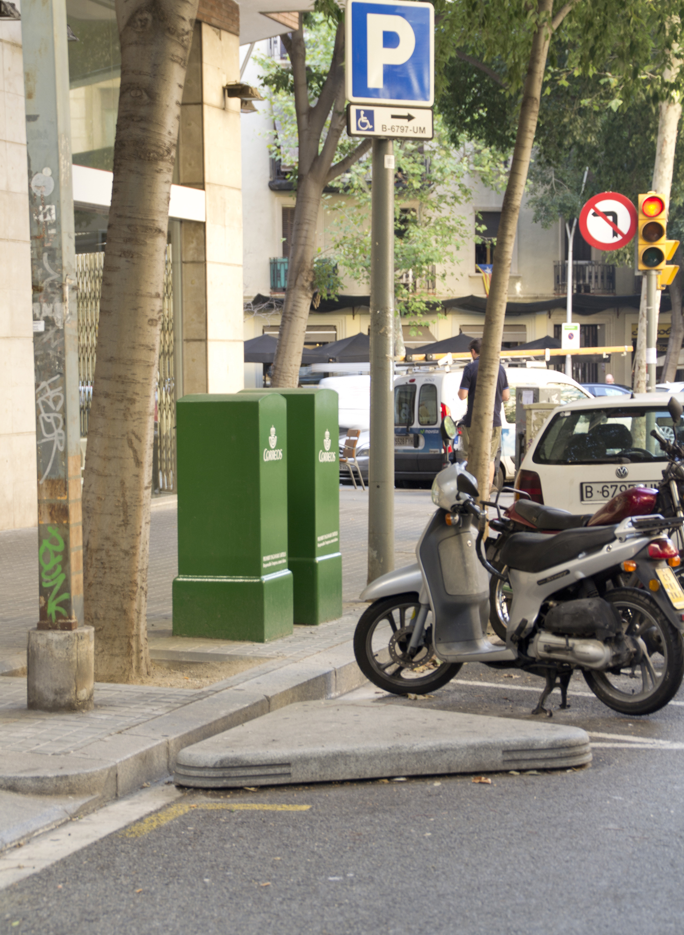 L'EIXAMPLE, BARCELONA, CATALUNYA, ES