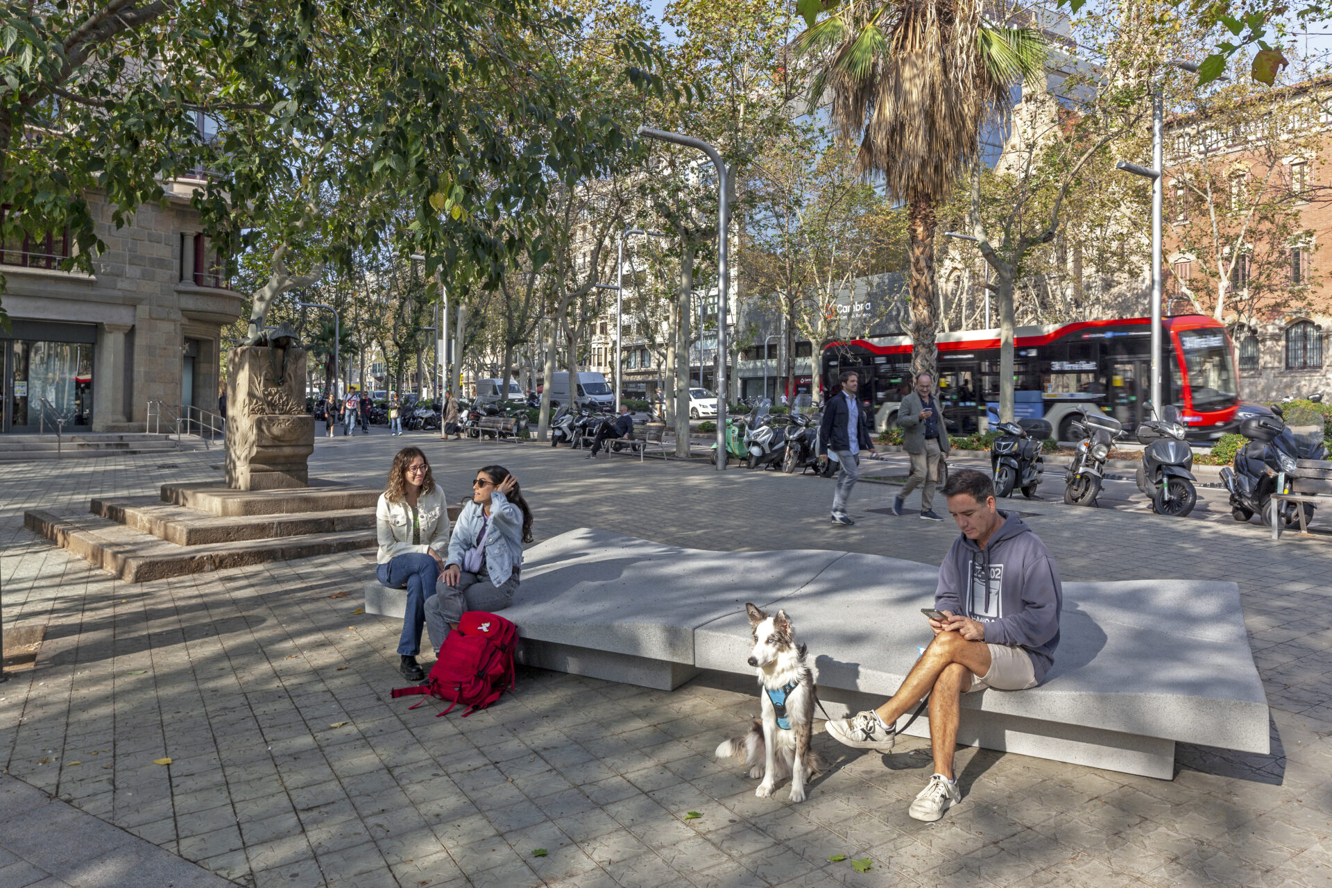 AVINGUDA DIAGONAL, BARCELONA, CATALUNYA, ES