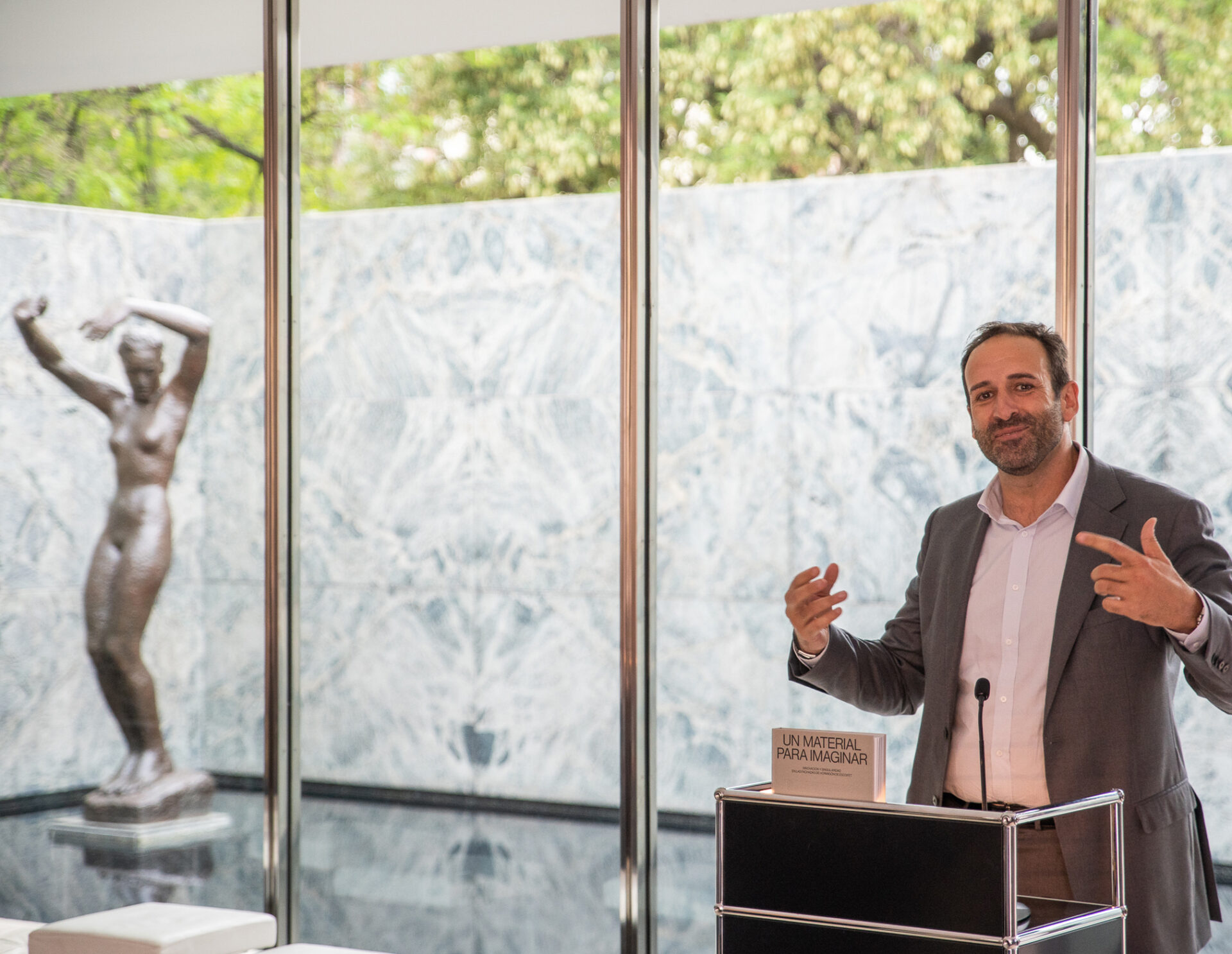 PRESENTACIÓN EN EL PAVELLÓ MIES VAN DER ROHE, BARCELONA ©ENRIQUE MUDA