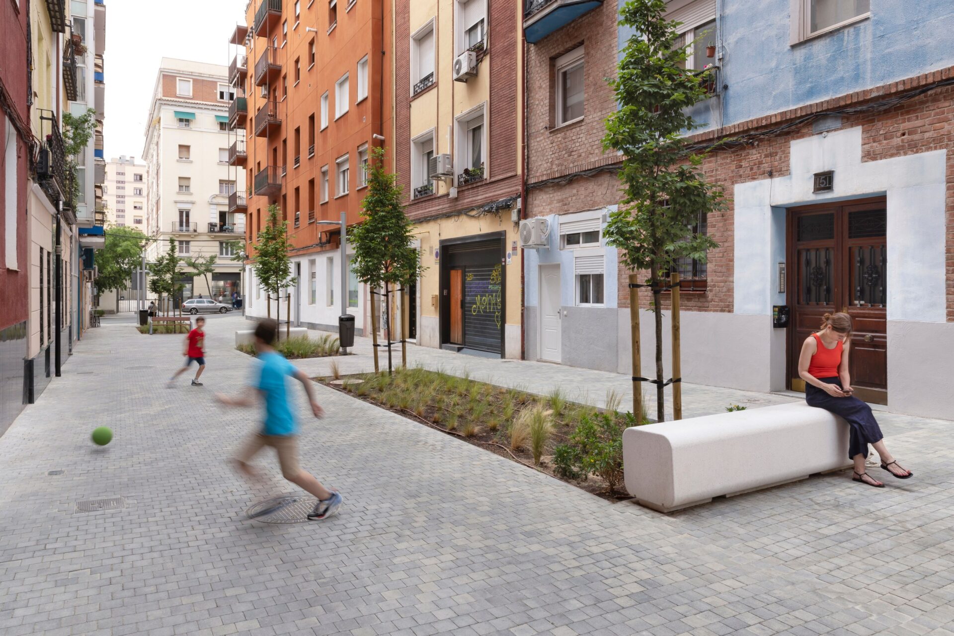Proyecto entornos escolares Madrid Escofet